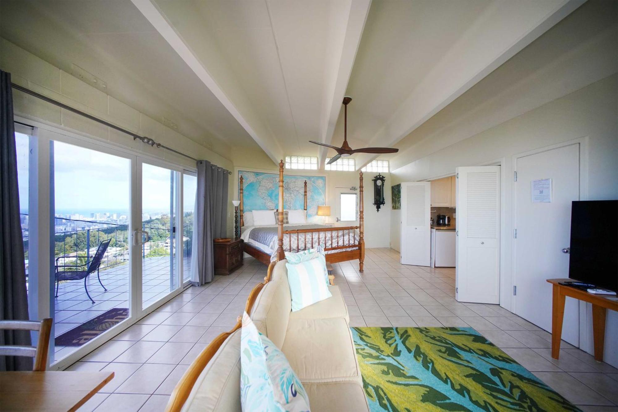 Honolulu Hideaway With Balcony City And Ocean View! Apartment Exterior photo