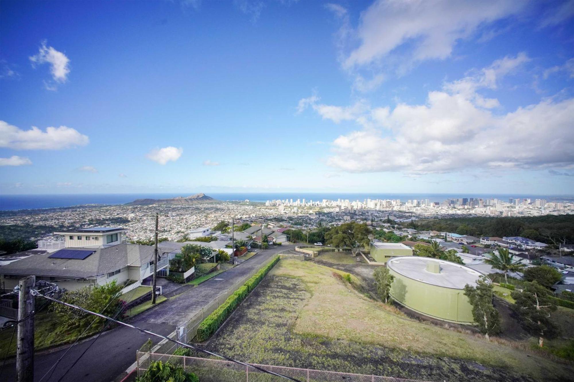 Honolulu Hideaway With Balcony City And Ocean View! Apartment Exterior photo